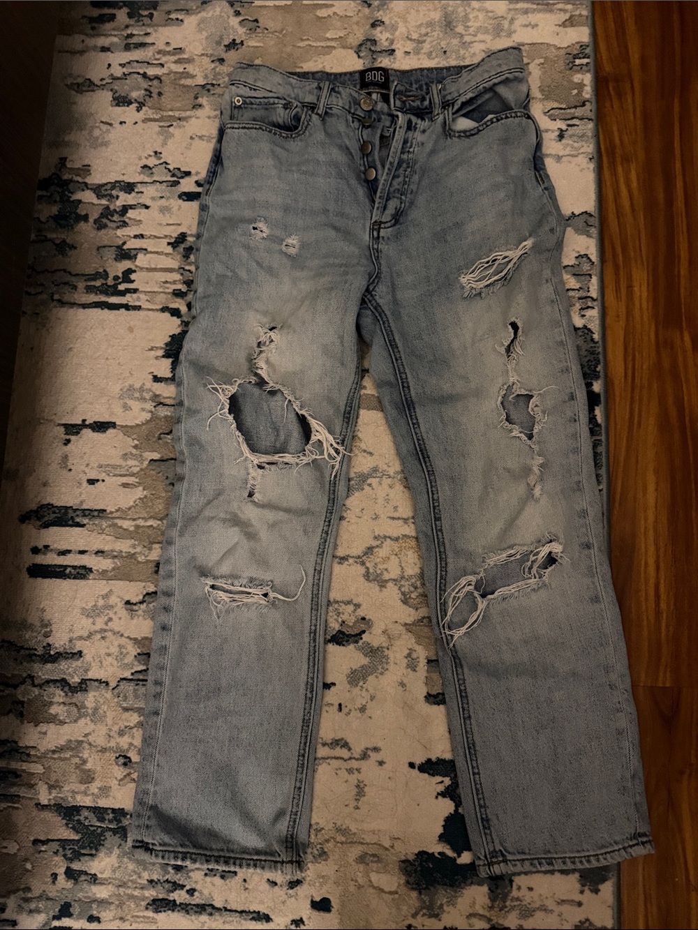 Light Blue Distressed women’s Jeans